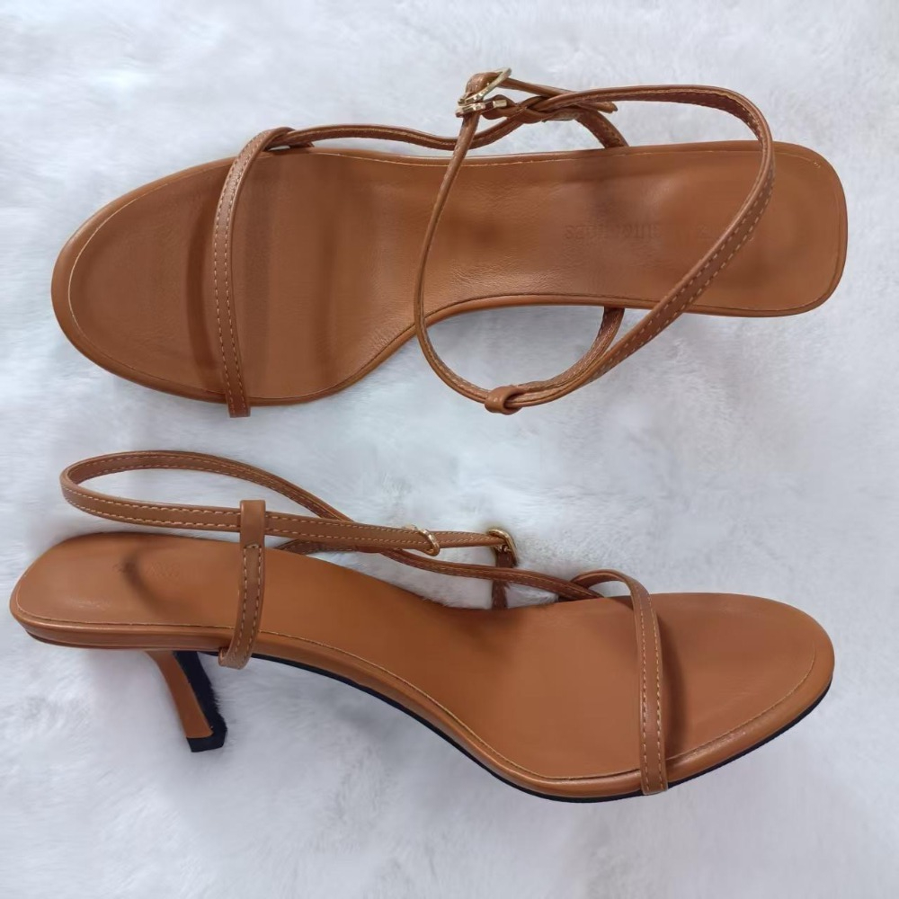 Women's Summer Sandals New wit - огляд і ціна Casual Sandal Leather