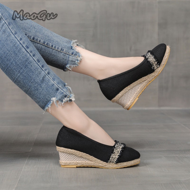 Women's Espadrille Wedges Shoe - огляд і ціна Espadrille Slip On